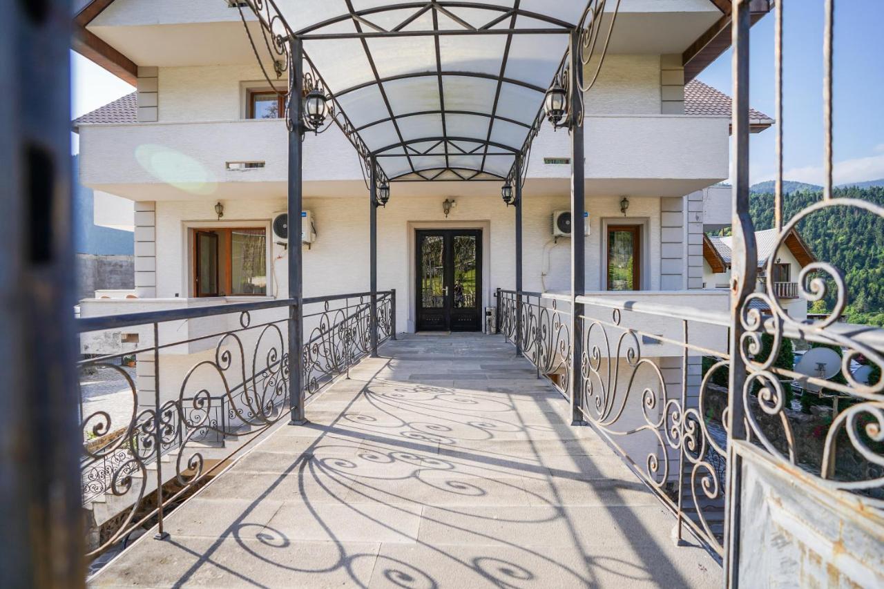 קאחתי Natali Hotel מראה חיצוני תמונה
