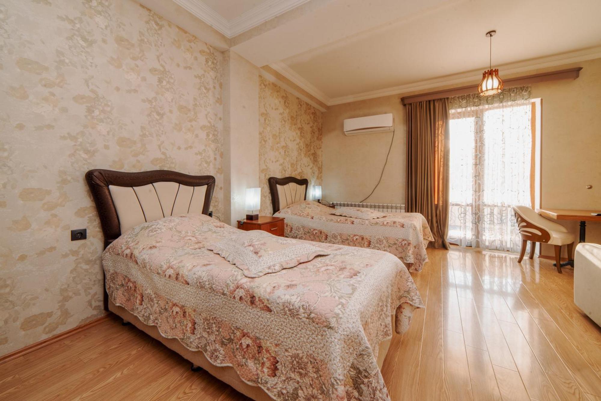 קאחתי Natali Hotel מראה חיצוני תמונה